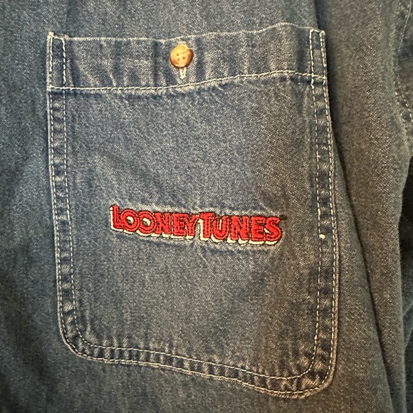 Looney tones Jean shirt - Picture 4 of 5